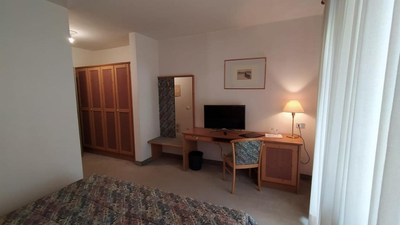 קאמפיטלו די פאסה Hotel Villa Rosa מראה חיצוני תמונה